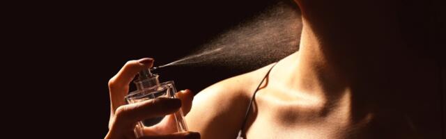 Volite sebe - 10 zavodljivih parfema koji će vas uvesti u raspoloženje za Dan Zaljubljenih