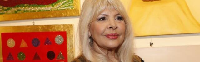 "Danima je plakala zbog sina, izbegava ljude": Hanka Paldum ne izlazi iz oronule kuće