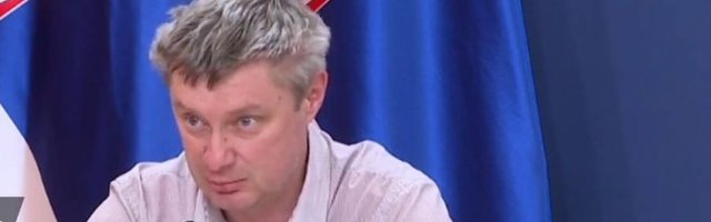 OVAKO SE PRAVILNO ODLAŽU ISKORIŠĆENI PAR RUKAVICA I MASKA! Srpski "Doktor Haus" savetovao građane da poštuju OVO PRAVILO!