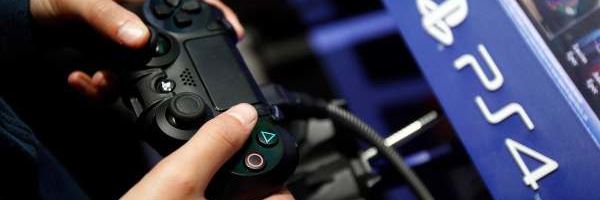 Nećete moći da igrate PS4 igre sa PS5 kontrolerom