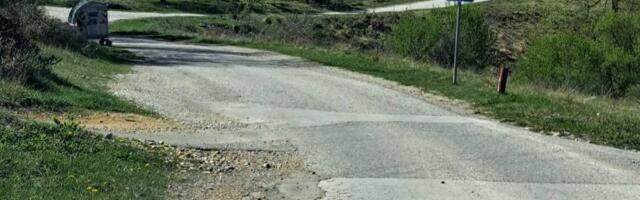 SSP Užice: Apelujemo na nadležne da se put prema Zabučju sanira i hitno uvede autobuska linija