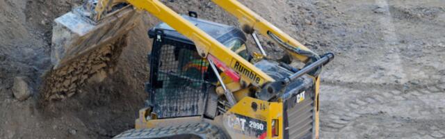 JKP Šumadija uputilo apel investitorima: Izvođači radova dužni da čiste i peru građevinske mašine pri izlasku sa gradilišta na ulice