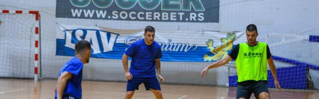 Velika pobeda Sokerovaca, Parking pao s vrha Zlatne lige