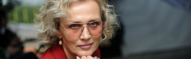 "ŠTA AKO NE PAZE DOVOLJNO NA NJU" Pevačica progovorila o unuci: S tim idu i nove brige