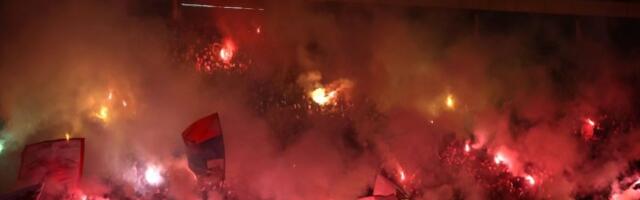 (VIDEO) Navijači Crvene zvezde "zapalili" Autokomandu, pogledajte kadrove sa ulica Beograda
