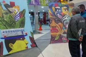 Дух Француске у муралима на аутобуској станици у Ла Пазу, коју је дизајнирао Ајфел