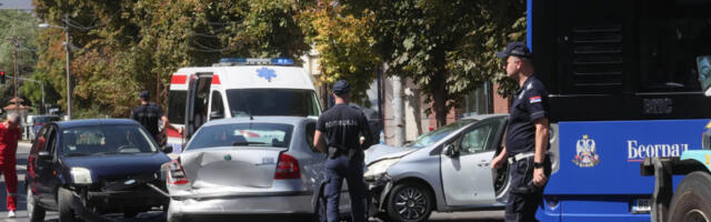 OGLASIO SE GSP NAKON STRAVIČNE NESREĆE U ZEMUNU Autobus je bio prazan, krenuo ka okretnici