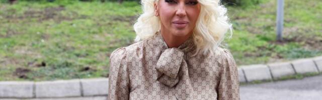 OVO JE PRVI MUŠKARAC S KOJIM JE KARLEUŠA SPAVALA! Pop diva sve priznala: Bilo je grozno!