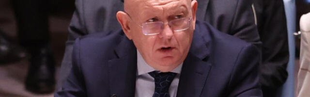 Европа наставља да омета преговарачки процес о Украјини