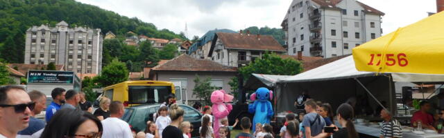 NOVO DRUŽENJE KRAJ ZELENE DRINE Održana 16. malozvornička "Skobaljijada i gurmanijada" (FOTO)