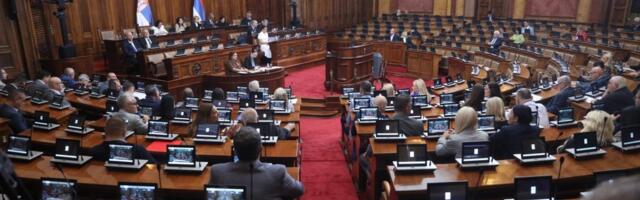 Poslanici nastavili raspravu o poverenju Vladi, Grbović kaže da Macut obavlja funkciju amaterski