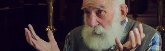 Ovaj deka je bio farmer, a sa 84 godine je postao Jutjuber kog prate hiljade ljudi - svima pomaže da se izbore protiv stresa