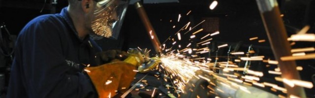 LUDILO MOZGA! Pogledajte kako list Danas za nepunih mesec dana piše o minimalcu!