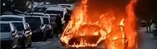 ŠEST DANA NAKON PUCNJAVE, u istoj ulici u Zemunu zapaljen automobil