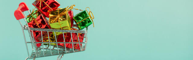 Јефтинија празнична корпа уз Пензионерску картицу