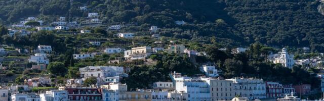 Kupili kuću za 1 evro, pa kad su je videli uživo ostali u šoku! Evo kakva CAKA se krije iza ove bajkovite ponude!