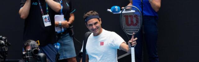 SPEKTAKL U MELBURNU! Federer se vratio na teren i pokazao klasu: Novak gledao kako uništava 13. igrača sveta!