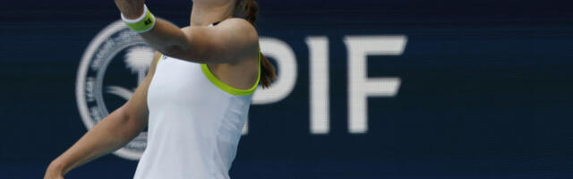 Skandal u Majamiju - Hrvat vikao na teniserku, ona mu odbrusila (VIDEO)