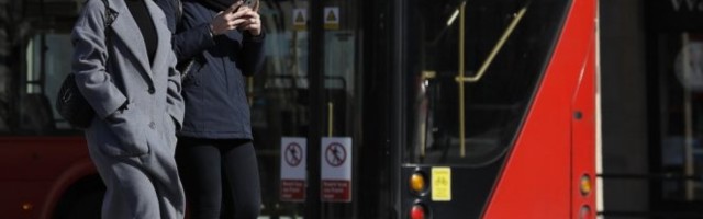 JOŠ RESTRIKTIVNIJE MERE U VELIKOJ BRITANIJI! Vlada najavila da će trajati NAJMANJE 3 nedelja!