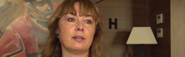 EKSKLUZIVNO! Glumica koju smo obožavali 80-ih tvrdi: KOVID-19 JE NAPRAVLJEN DA BISMO PRIHVATILI - VEŠTAČKU INTELIGENCIJU!