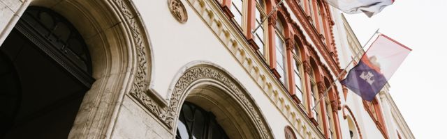 Убијање универзитета
