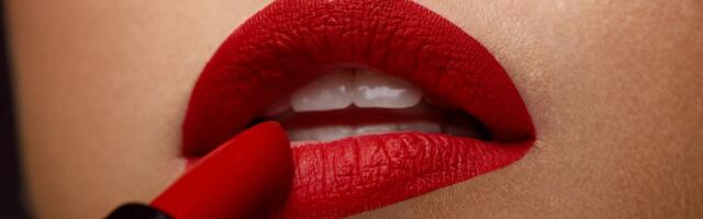 Oval-lining: TikTok viralni trik za punije usne