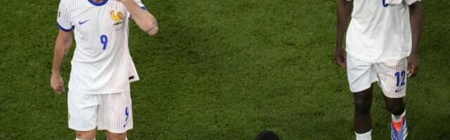 FRANCUSKA POSTIGLA PRVI GOL IZ IGRE, PA ISPALA S EVROPSKOG PRVENSTVA: Loša karma stigla ''petlove''!