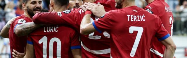 PA ZAR BAŠ SAD? Jedan od najvažnijih igrača Srbije se povredio pred okršaj sa Albanijom! (FOTO)