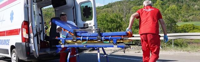Strahuje se da ima MRTVIH: Teška saobraćajna nesreća na putu Kragujevac-Kraljevo