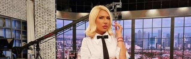 ŠTO SE TIČE MORALA, MORALO SE - JOVANA JEREMIĆ POKAZALA SVE DIPLOME! Voditeljka zapušila usta svima koji su je ismejavali /FOTO/