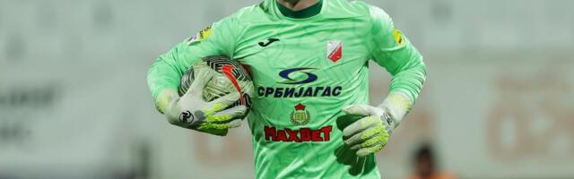 GOLMAN VOJVODINE UŠAO U ISTORIJU FUDBALA! Ono što je uradio je neverovatno - odbranio sva četiri penala, pogledajte ko je sve to uspeo da uradi!