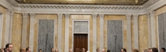 САД привремено укидају санкције на руску нафту, али не за Крим, Северну Кореју и Кубу