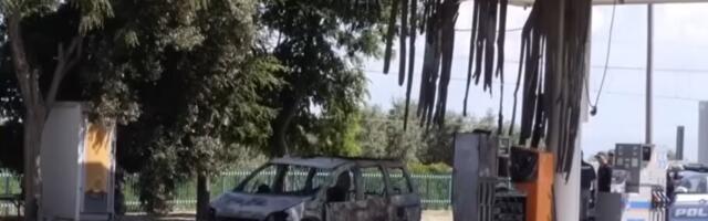 HOROR U ITALIJI: Četiri tela stranaca pronađena ugljenisana u zapaljenom kombiju na benzinskoj pumpi, ne isključuju UBISTVO! "Možda su žrtve zločina" (VIDEO)