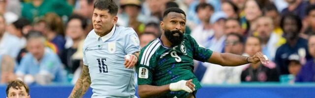 Novo iznenađenje na Mundijalu! Saudijska Arabija bila na pragu pobede, pa na kraju osvojila "samo" bod protiv dvostrukog prvaka sveta /VIDEO/