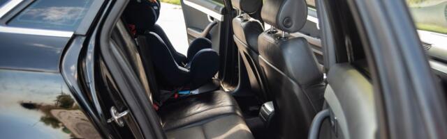 Mnogi vozači ne znaju čemu služi mala rupa na zadnjim vratima automobila