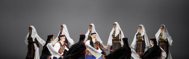 Koncert nacionalnog ansambla “Kolo“ na Gradskom trgu u Gornjem Milanovcu