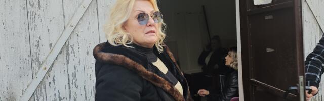 UPS! Snežana Đurišić odlučila da se SNIMI, nije ni slutila da će joj se SKINUTI FILTER sa lica, svi u čudu kolika je promena (FOTO)