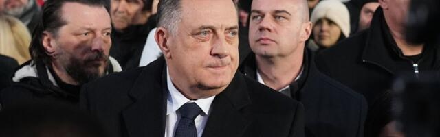 Dodik: Šmit ruši BiH