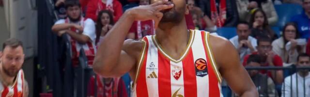 Au, šta radi Batler! Nezaustavljiv je: Hapoel nema odgovor!