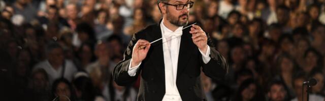 Glumci novosadskog Srpskog narodnog pozorišta igraju naslovne uloge u Seviljskom berberinu u Beogradu