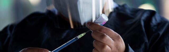 Zbog opasnog virusa pojačavaju se kontrole na aerodromima: Vakcine nema, a smrtnost je i do 75 odsto!