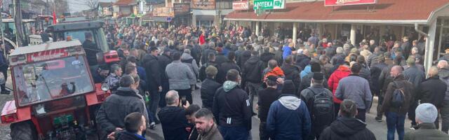 Šire se protesti poljoprivrednika, poručuju da ne odsustaju od blokada dok nadležni ne nađu rešenje
