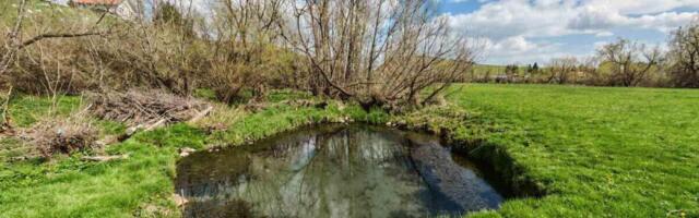 Retko ko je čuo za ovaj skriveni dragulj u Srbiji: U ovoj banji iz zemlje izvire termalna voda, smeštaj baš jeftin!