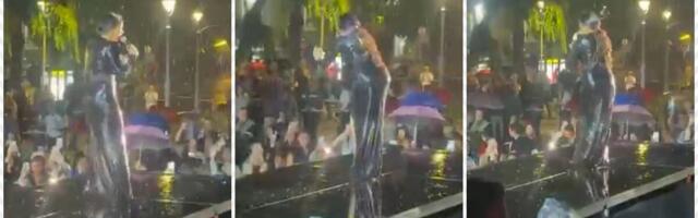 PLJUSAK NIJE MOGAO DA JE ZAUSTAVI: Tanja Savić pevala na kiši, nije htela da prekine koncert, još jednom pokazala da je pravi profesionalac (VIDEO)