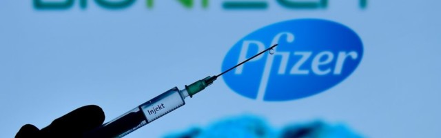 PRVI U SVETU: Velika Britanija odobrila Fajzerovu vakcinu protiv korona virusa, prve doze stižu već sledeće nedelje