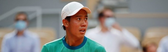 RG: Nišikori ne može bez drame: Dva puta gubio, pa eliminisao Hačanova