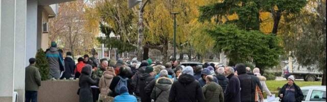 Došli u ponoć, u podne stigli na red: Počeo konkurs za energetsku sanaciju