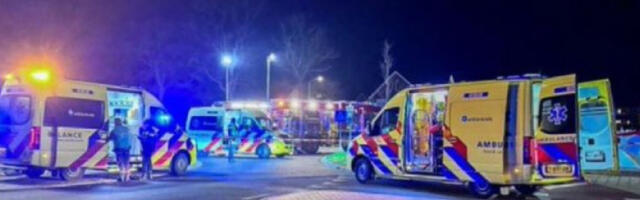 Аутомобил улетео у гомилу на паради