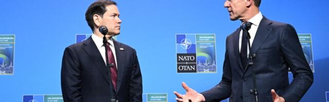 Uoči NATO sastanka, Sikorski kaže da će broj američkih trupa u Poljskoj ostati otprilike isti