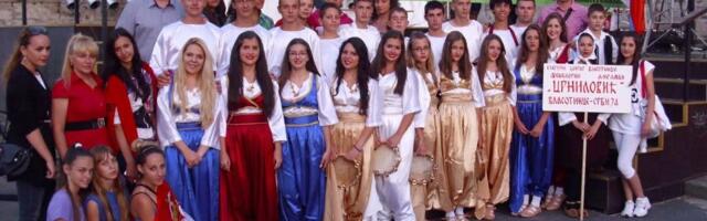 KUD „Crnilović“ već dve decenije čuva tradiciju folklora u Vlasotincu